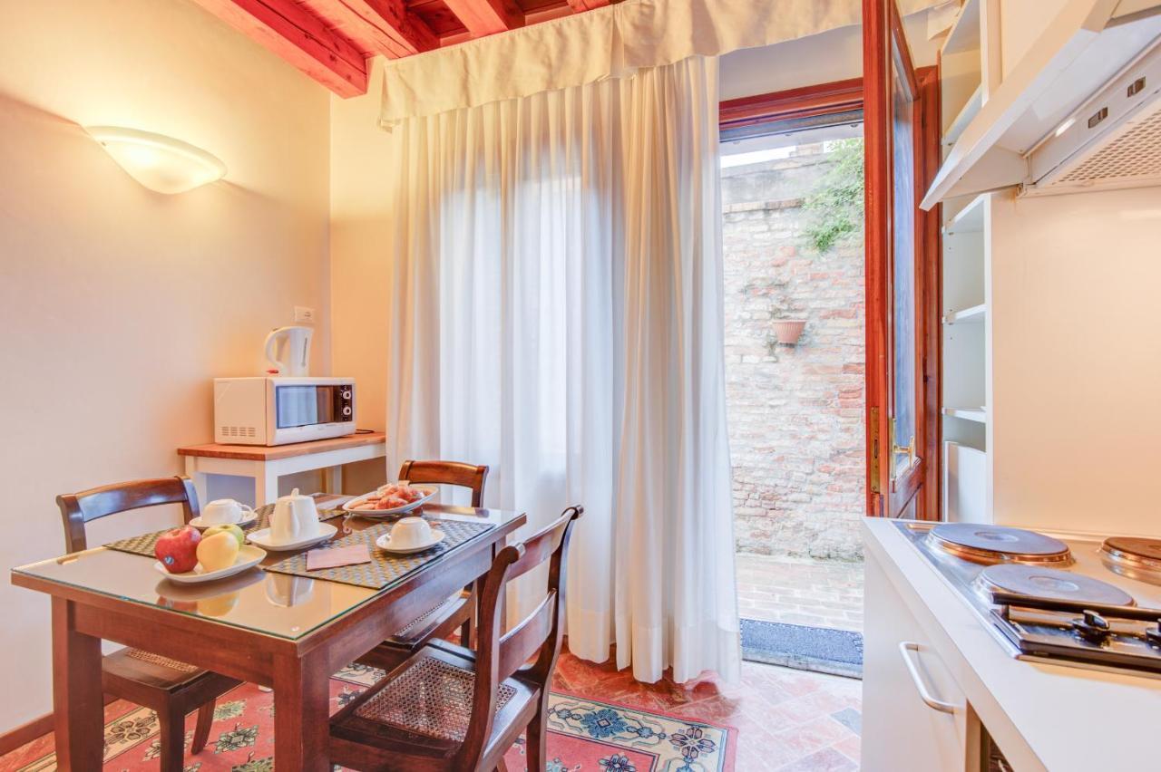 Apartament Master